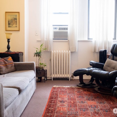 Jacqueline Mesnik Jacqueline Mesnik