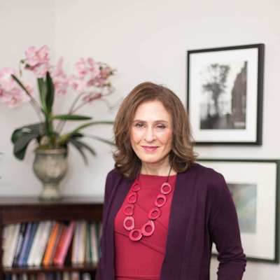 Ellen Carni Ellen Carni