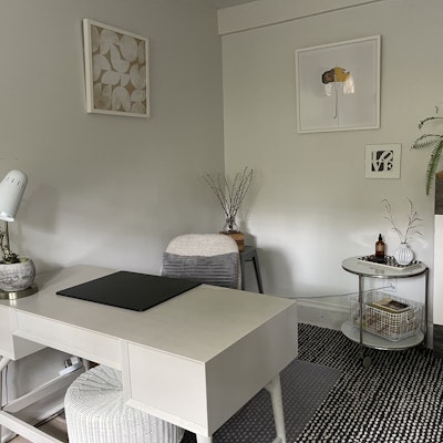 Francesca Baslow Francesca Baslow