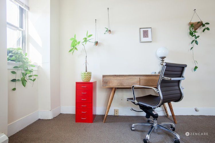 Why – And How – This Therapist Pays Special Attention To Her Office