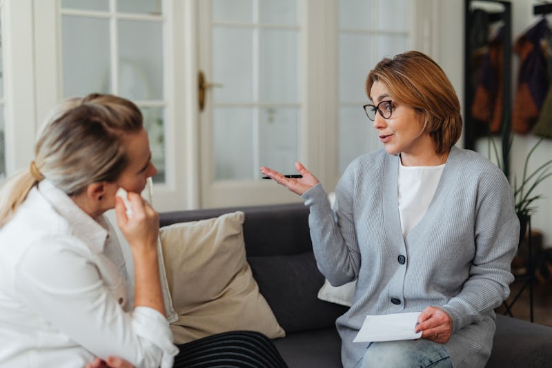 8 Reasons to See an Out-of-Network Therapist
