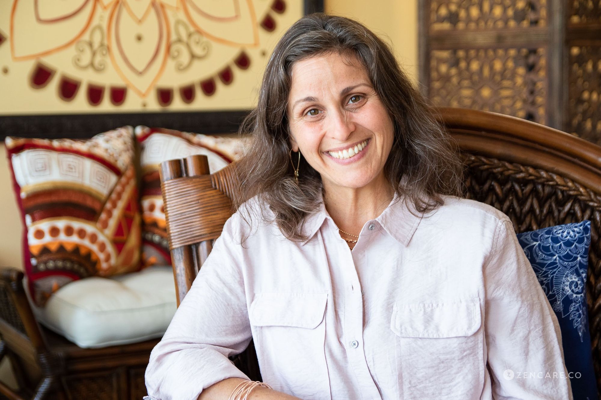 Jessica Ferrol is a therapist in Westerly, RI. We spoke with Jessica about her background, her therapy philosophy, and what to expect in sessions with her.