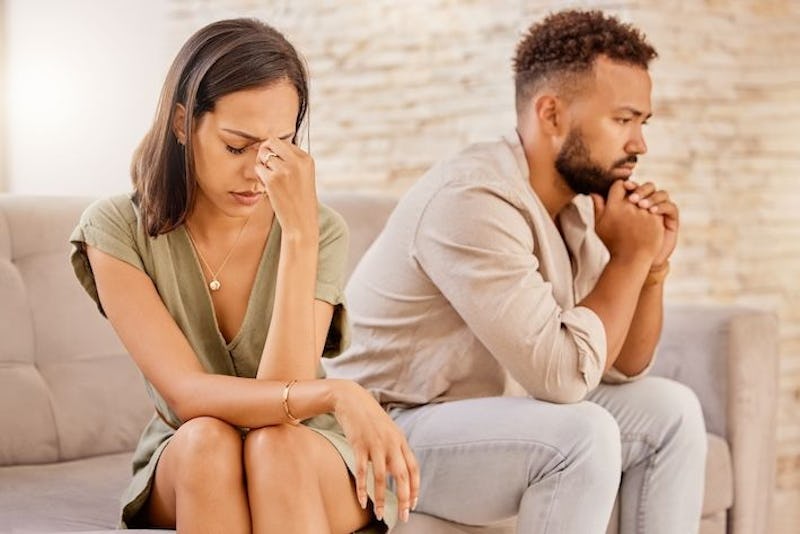 Overcoming Relationship Anxiety: Signs, Causes, and Tips