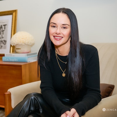 Amber Robinson Amber Robinson