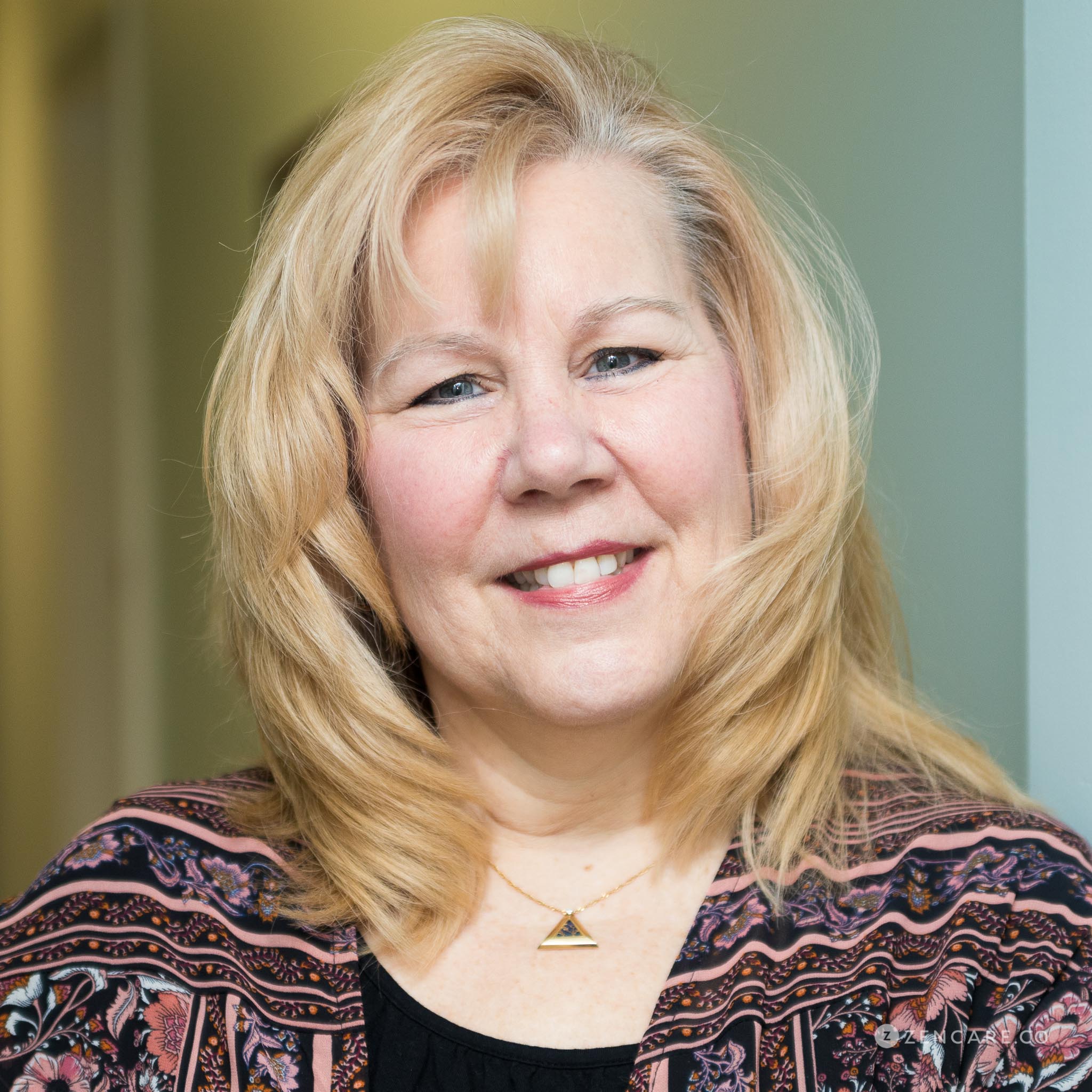 Carole Powers-Giron's profile picture