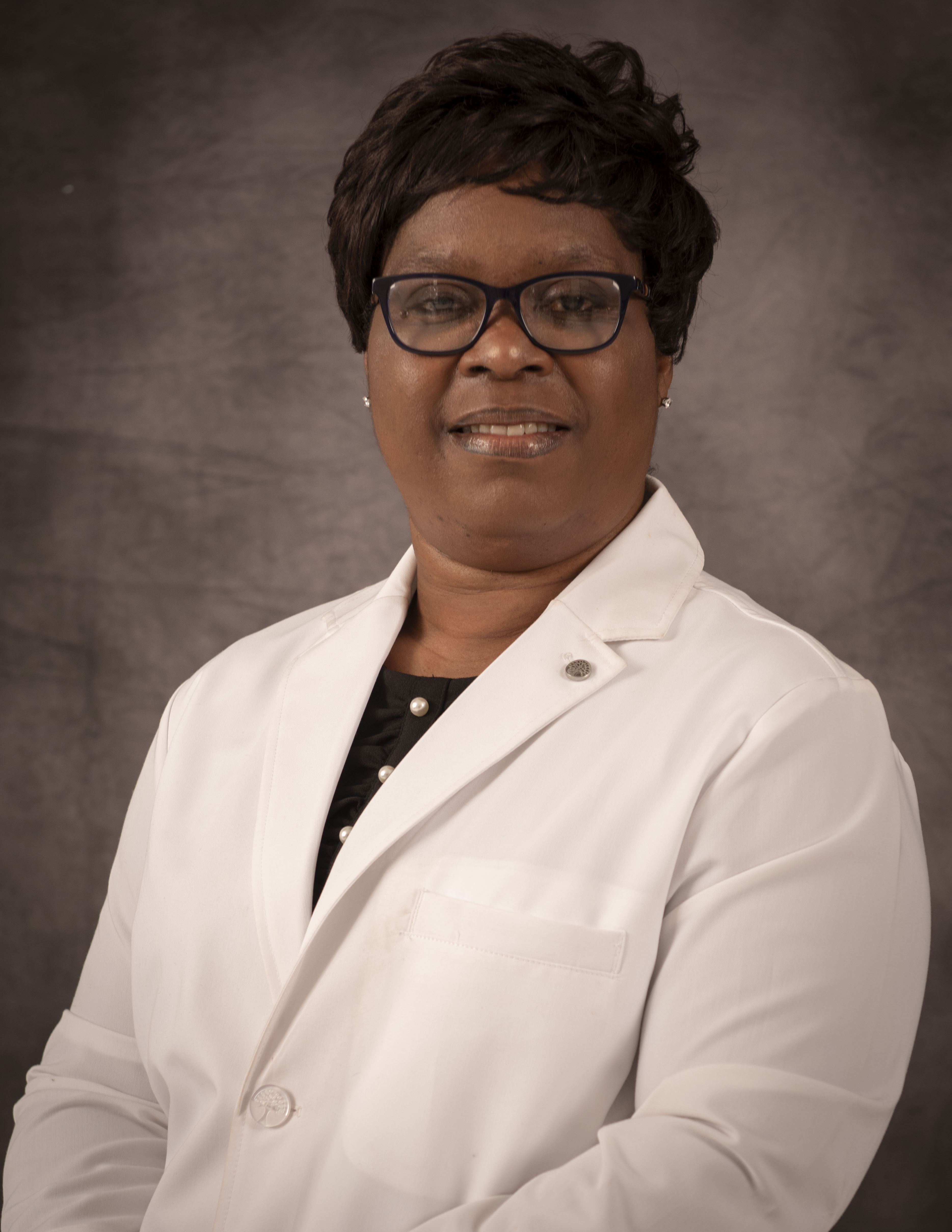 Bosede Iwuamadi's profile picture