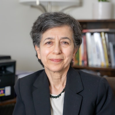 Amy  Farhadzadeh