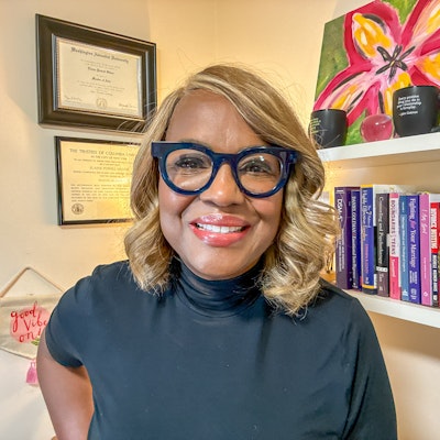 Elaine Oliver Elaine Oliver