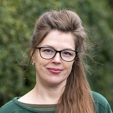 Jennifer Holland's profile picture