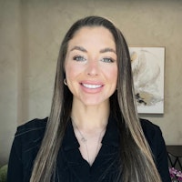 Profile image of Sydney Fox Profile image of Sydney Fox