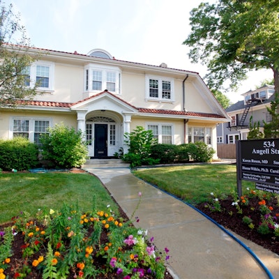 Meg Robinson Meg Robinson