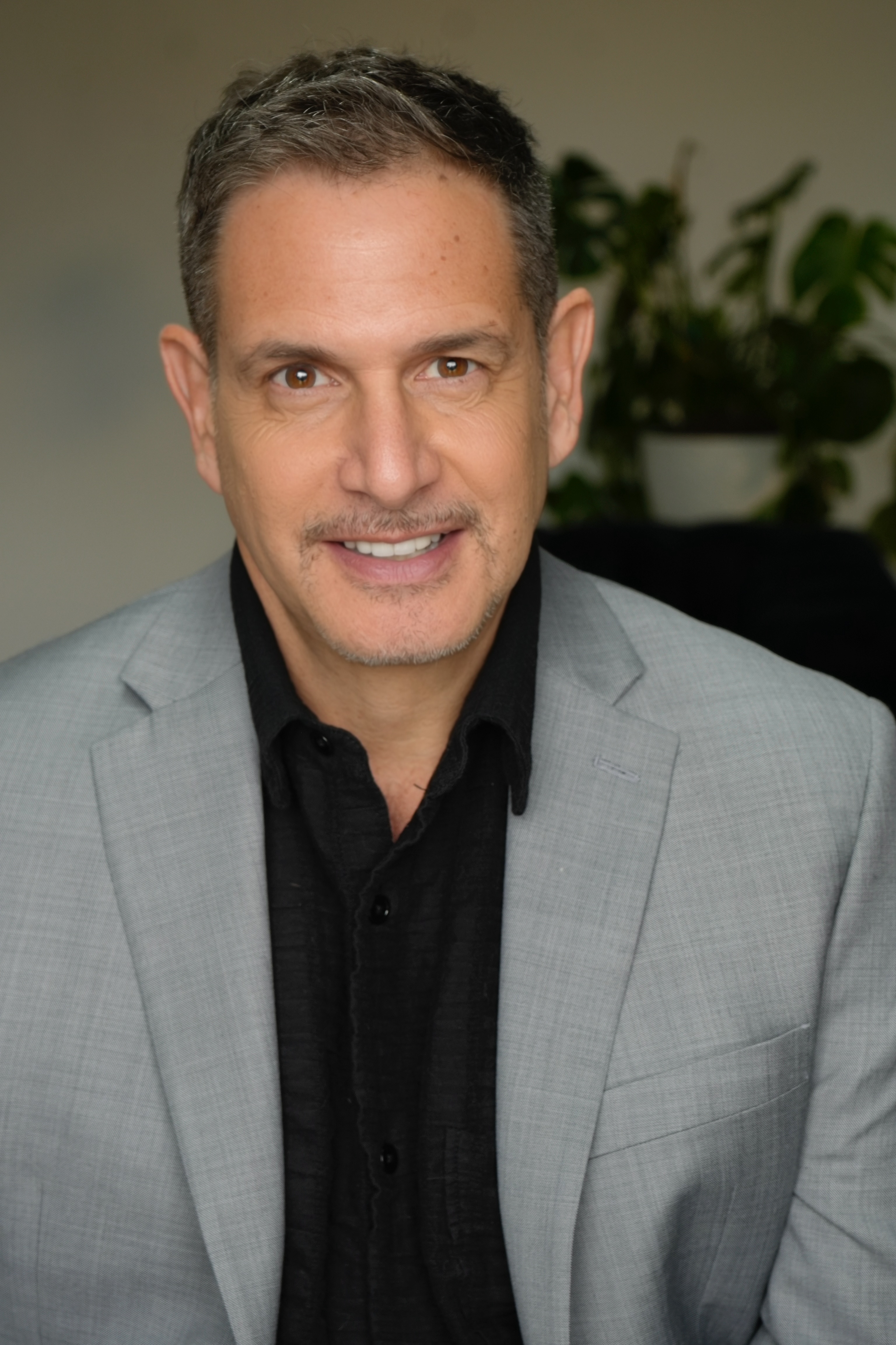 Douglas Sadownick