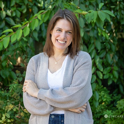 Alison Petok Alison Petok