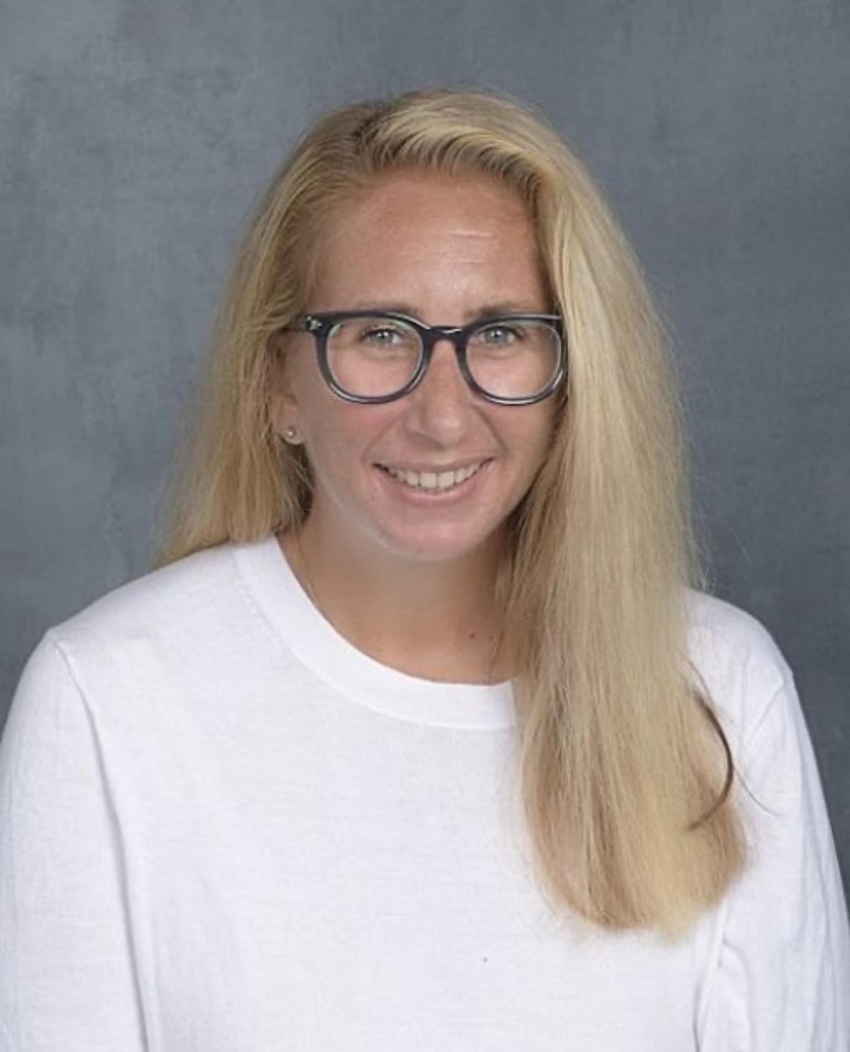 Elizabeth Wolf's profile picture