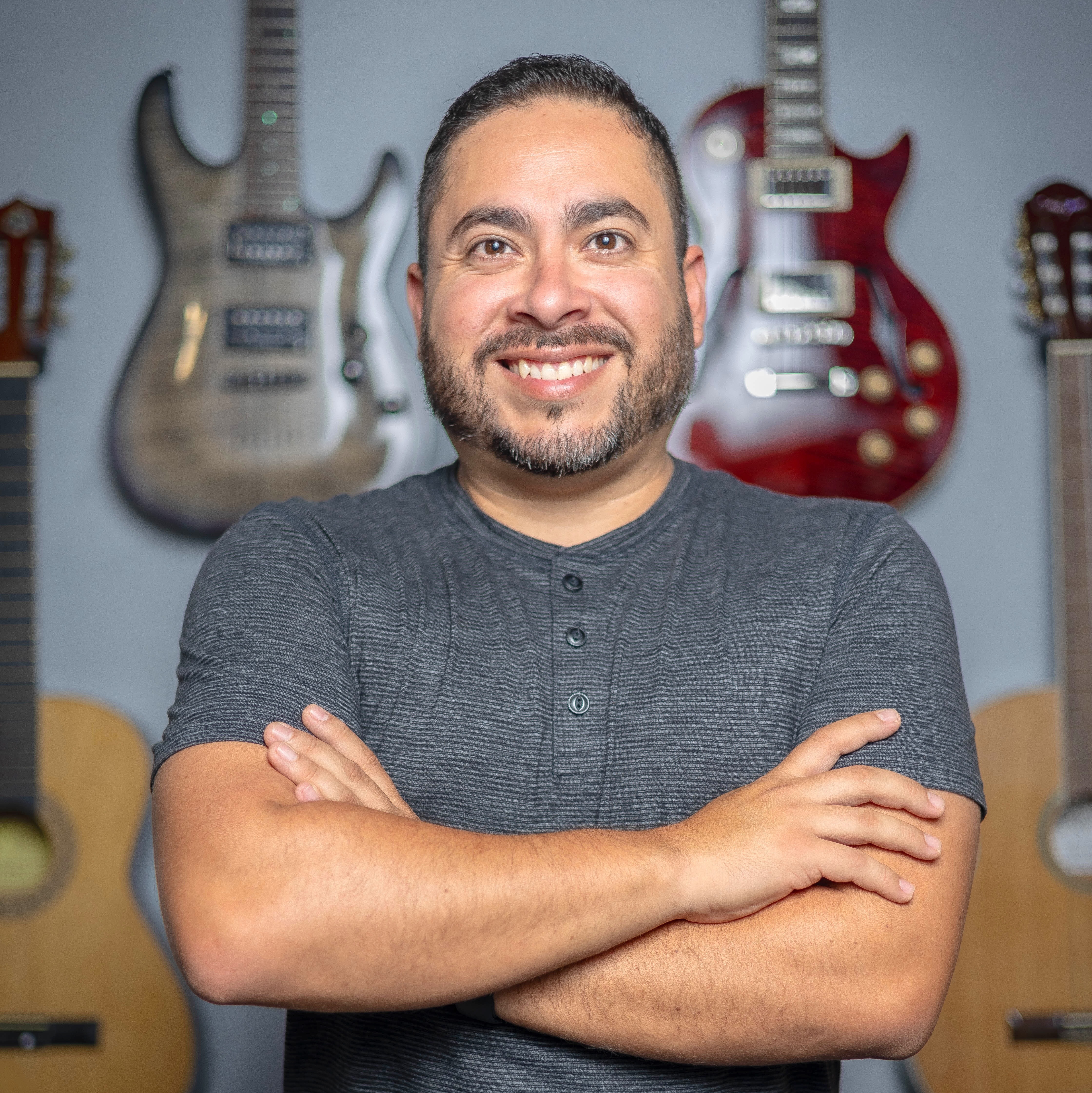 Luis Lomeli's profile picture