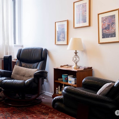 Jacqueline Mesnik Jacqueline Mesnik