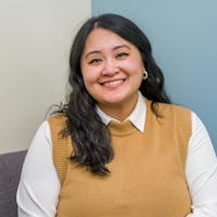 Tina Thach's profile picture