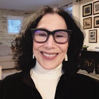 Lois  Horowitz