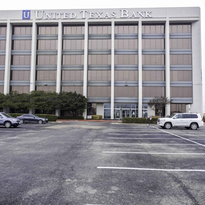 Emily Bisignano Emily Bisignano