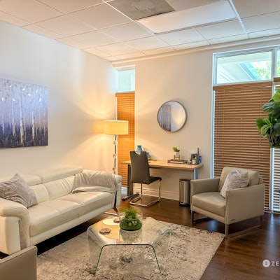 CMC Therapy CMC Therapy