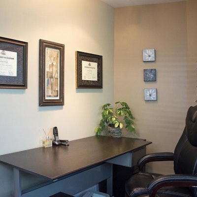 Lynn Zakeri Lynn Zakeri