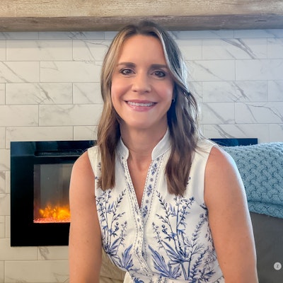 Amanda McLean Amanda McLean