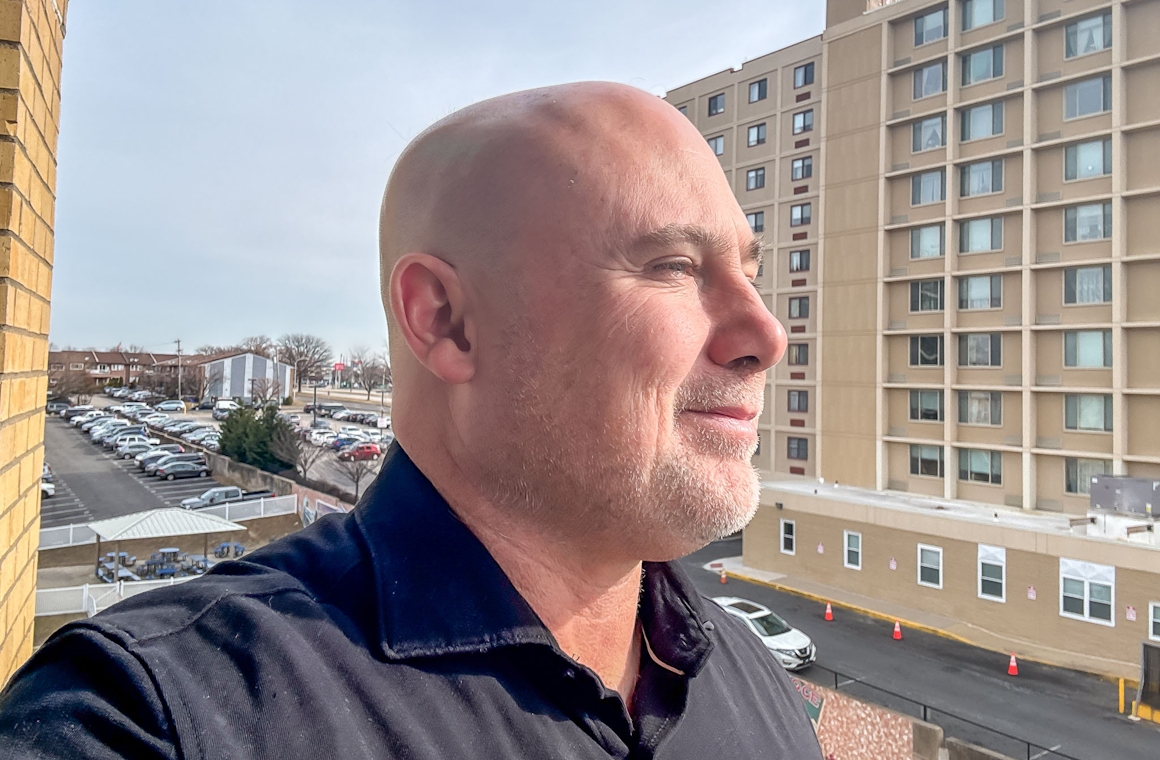 Robert Matthews Robert Matthews