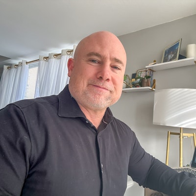 Robert Matthews Robert Matthews