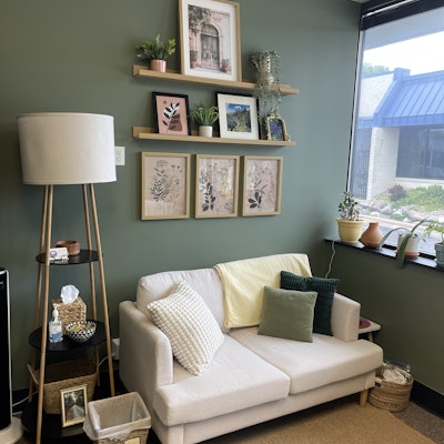 Nina Stanton Nina Stanton