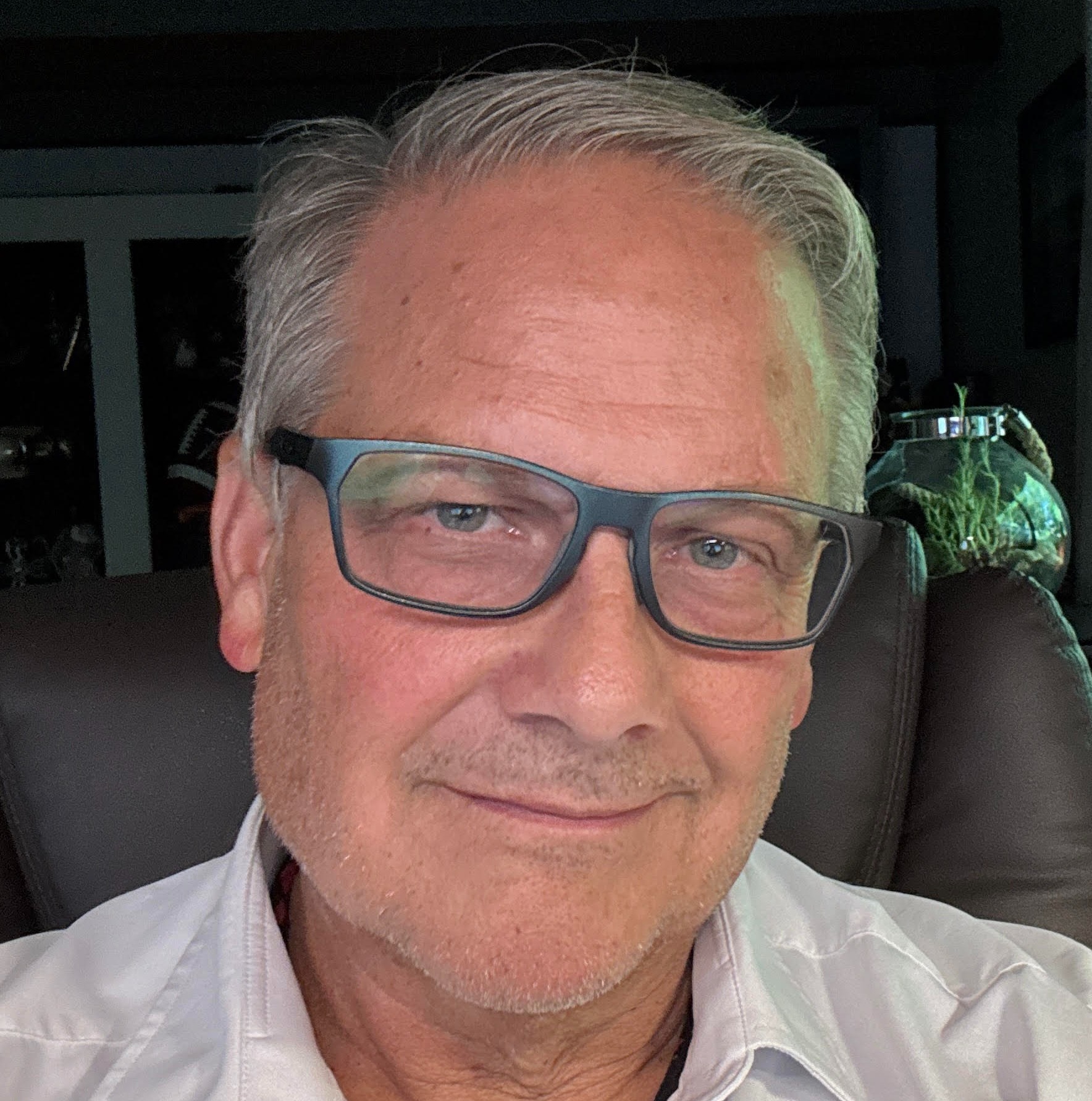 Daniel Carey's profile picture