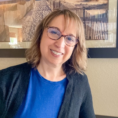 Laura Garrett Laura Garrett