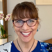 Profile image of Laura Dessauer Profile image of Laura Dessauer