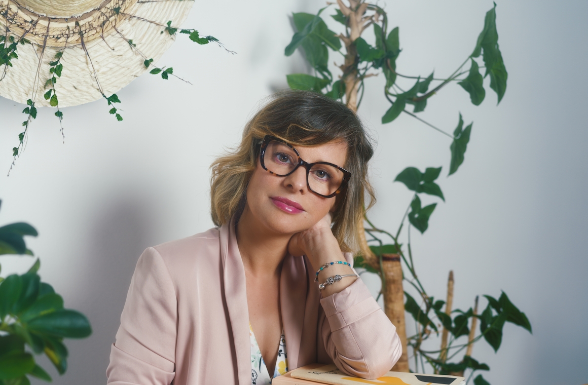 Silvia Dare Silvia Dare