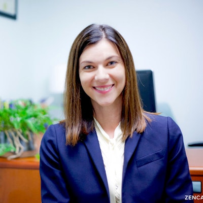 Lindsay Schnetzer Lindsay Schnetzer