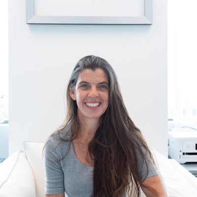 Julia Overlin Julia Overlin