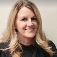 Profile image of Elizabeth Hollingsworth Profile image of Elizabeth Hollingsworth