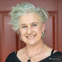 Profile image of Joellen  Walter