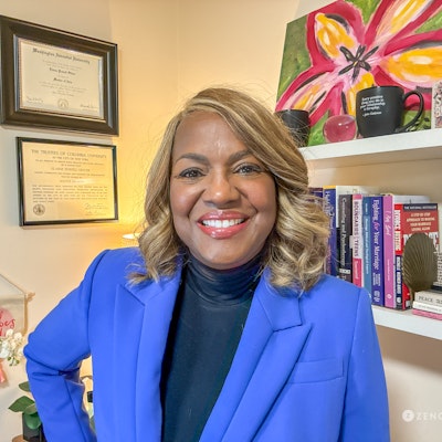 Elaine Oliver Elaine Oliver