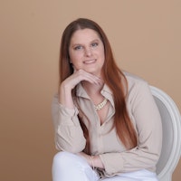 Profile image of Heather Howlett Profile image of Heather Howlett