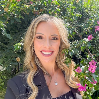 Jennifer Anyaugo Jennifer Anyaugo