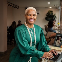 Profile image of Andrea Cennington Profile image of Andrea Cennington